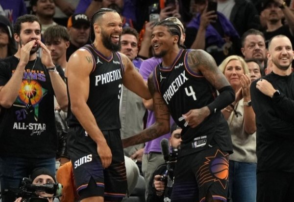 线上股票配资炒股网 键盘侠|三月风雪四月重现！追梦刚温馨拥抱就被驱逐&搞笑的反派